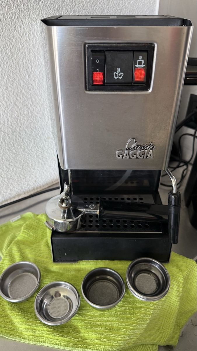 Gaggia Kaffeemaschinen & Espressomaschinen: Gaggia Classic Siebträgermaschine – Gebraucht aus Luzern von mar_x96f 2