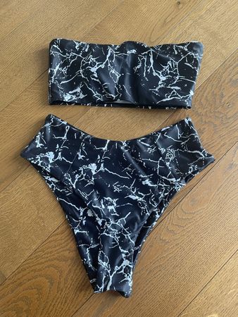 Bikini in Schwarz-Weiss, Gr M Neu