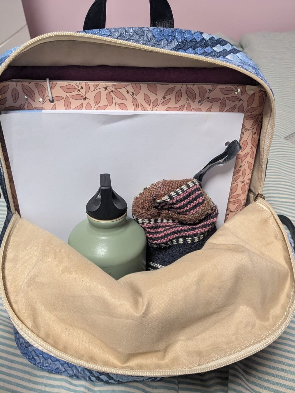 Zaini: Modischer Rucksack mit viel Stauraum – Usato da Buchs SG venduto da Brigitte-Noemi 6