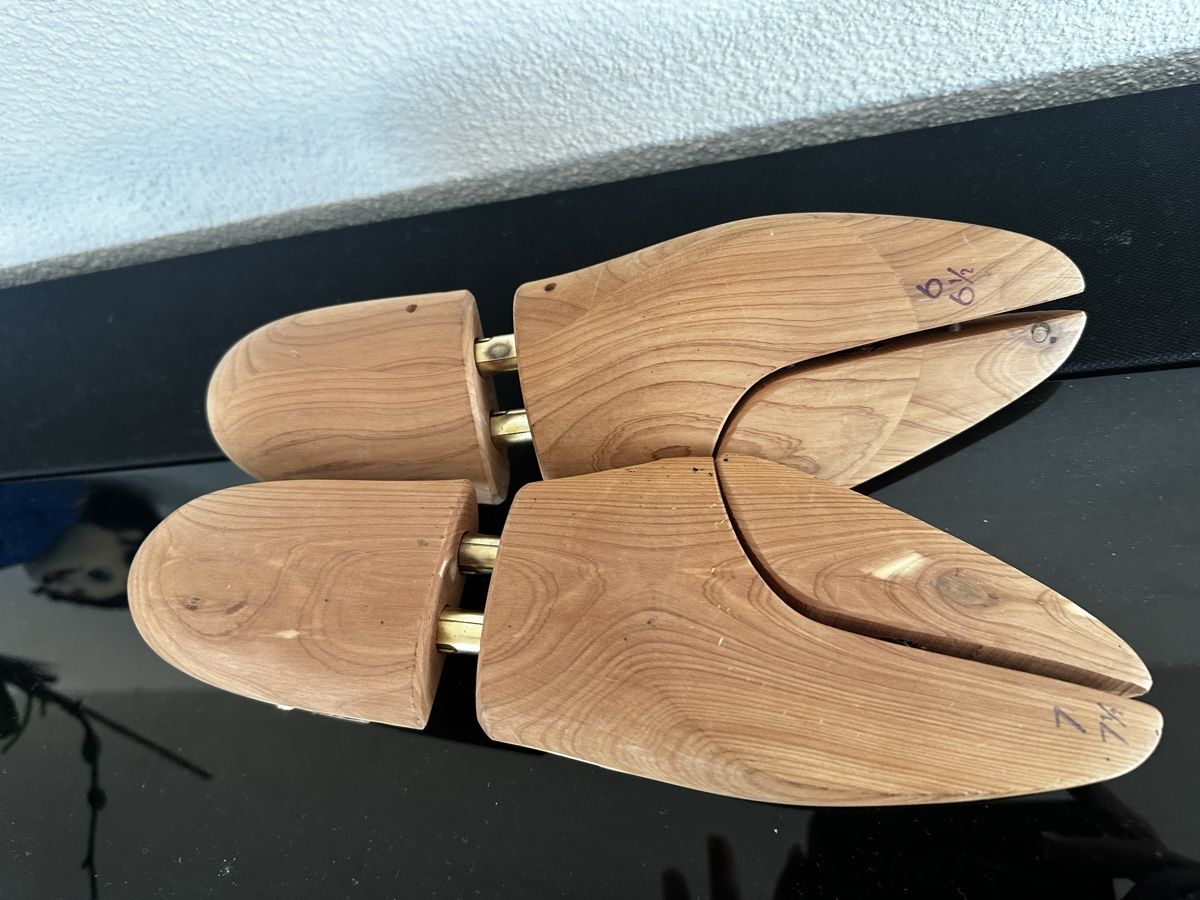 Chaussures hommes: Schuhspanner – D'occasion à Bäch SZ par ruslena29 2