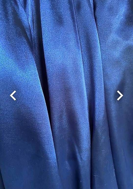 Robes: Abendkleid S – D'occasion à bern par AAAA-A5 4