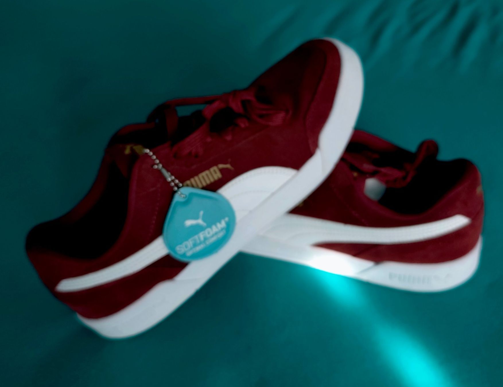 Puma Scarpe da uomo: Puma Sneaker rot Grösse 42.5 NEU – Nuovo (secondo la descrizione) da kloten venduto da Docsgirl 4