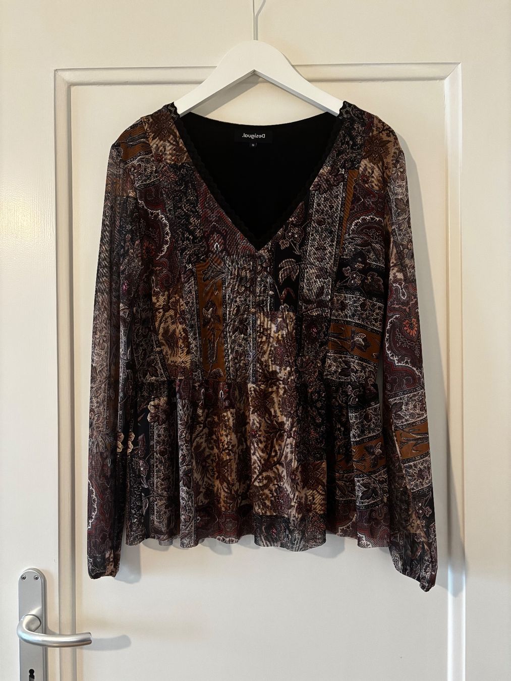 Desigual Top: Women's top - Desigual - size M – Usato da Cully venduto da Maar_K