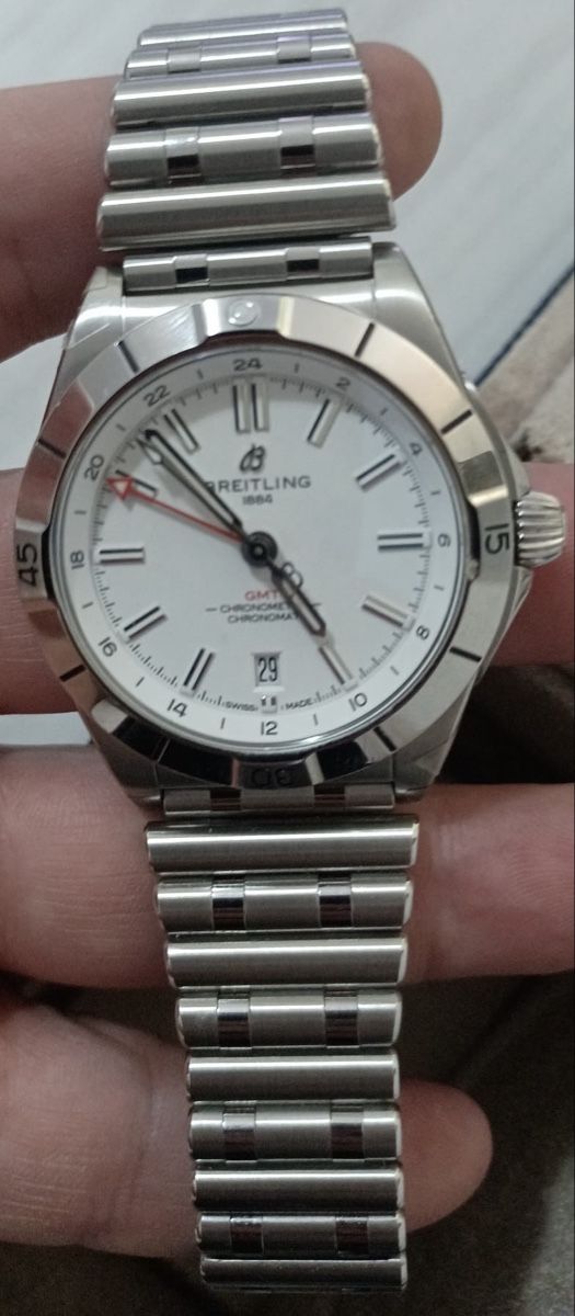 Breitling Orologi: Orologio Breitling Chronomat Automatic GMT 40 reference A323 – Nuovo (secondo la descrizione) da Agra venduto da and_7gx9 1