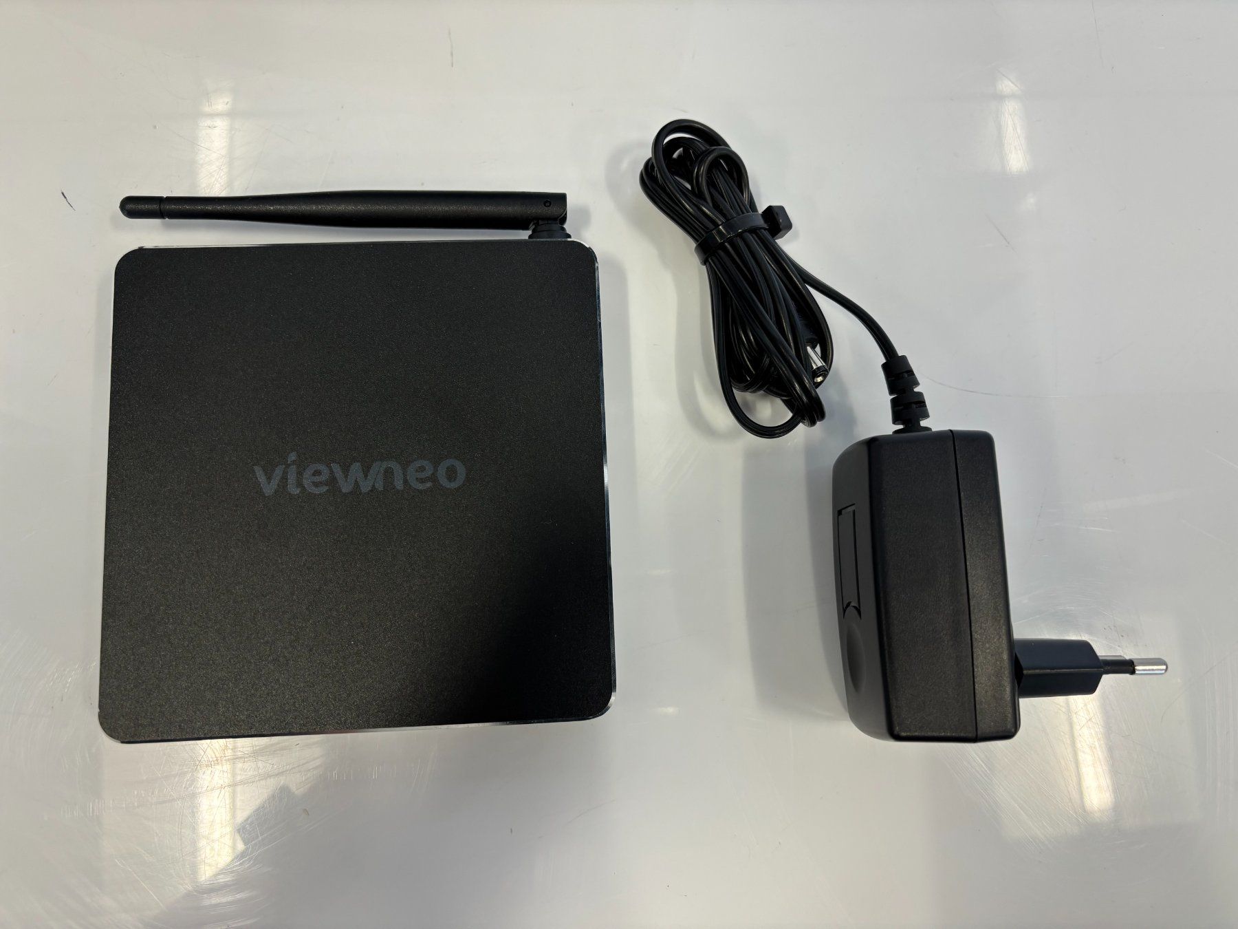 Lettore multimediale & Streamer: viewneo 4K SignageBox – Usato da Heerbrugg venduto da Kirchhofer