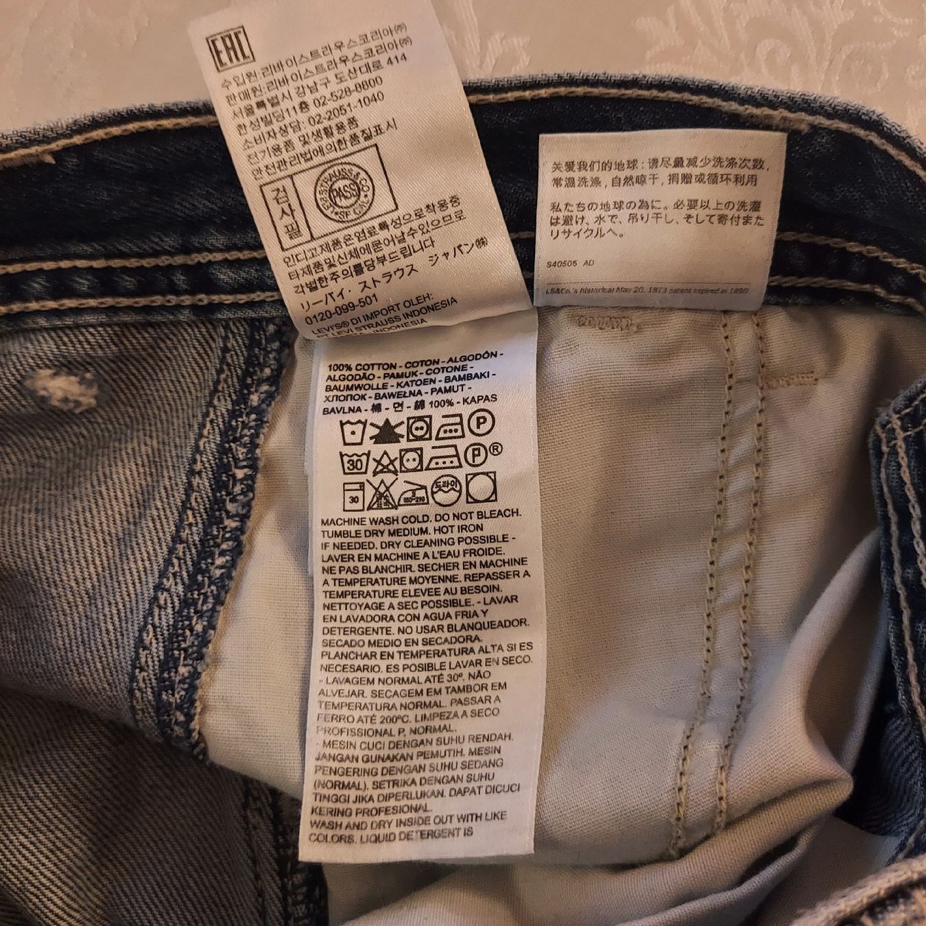 Levi's Gonne: Cooler Levi's Jeansjupe Grösse S/27 – Nuovo (secondo la descrizione) da Davos Platz venduto da nicoletta06 4