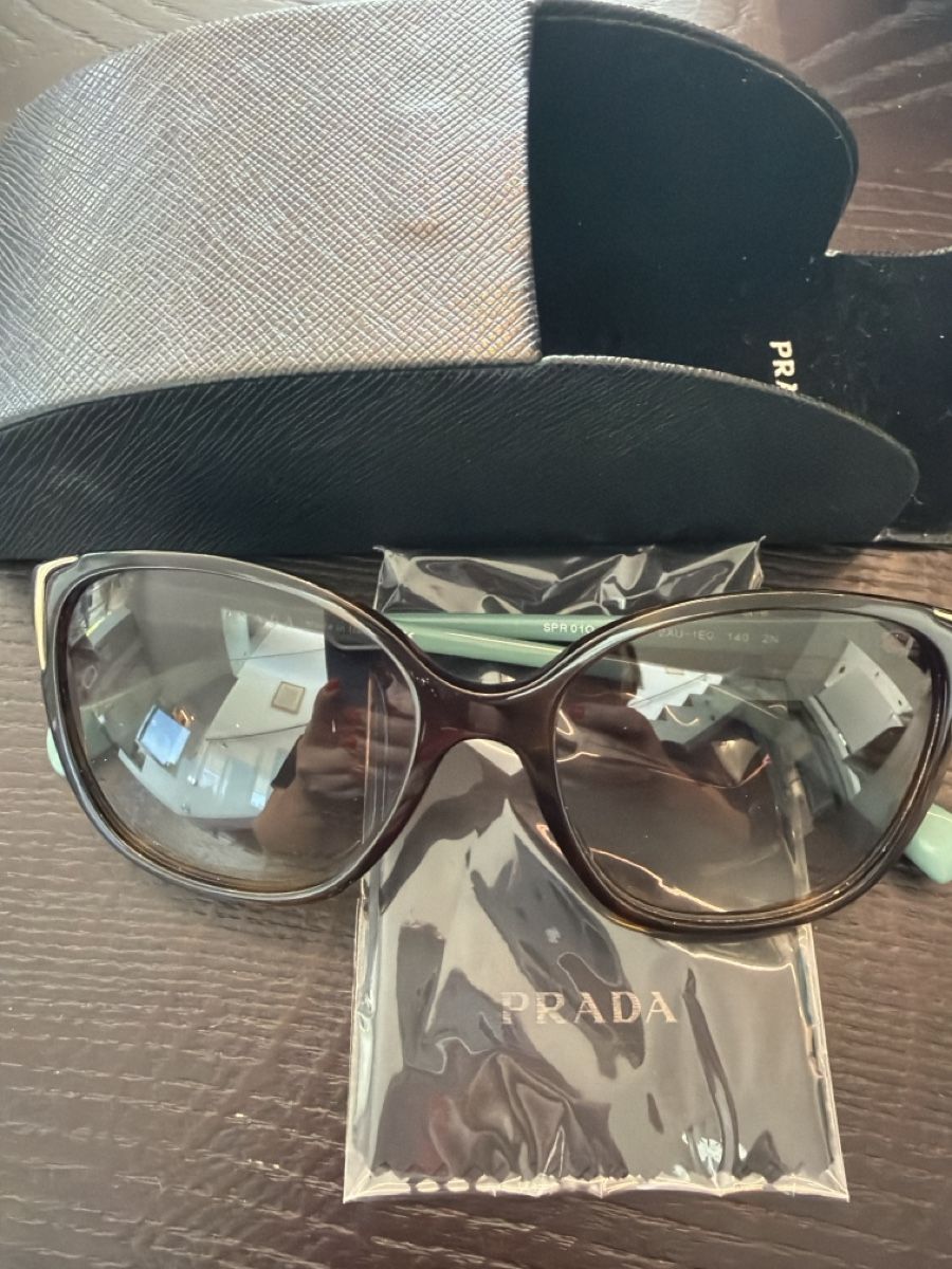 Prada Lunettes & Verres: Prada Sunglasses Brown Tortoiseshell Mint Green Frame – D'occasion à Baden par apputora