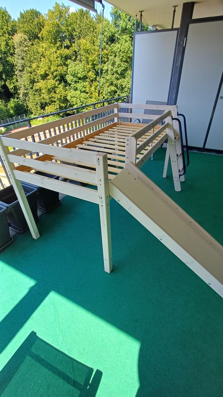 Jysk Letti: Hochbett mit Rutsche – Usato da Luzern venduto da Rcd2000 2