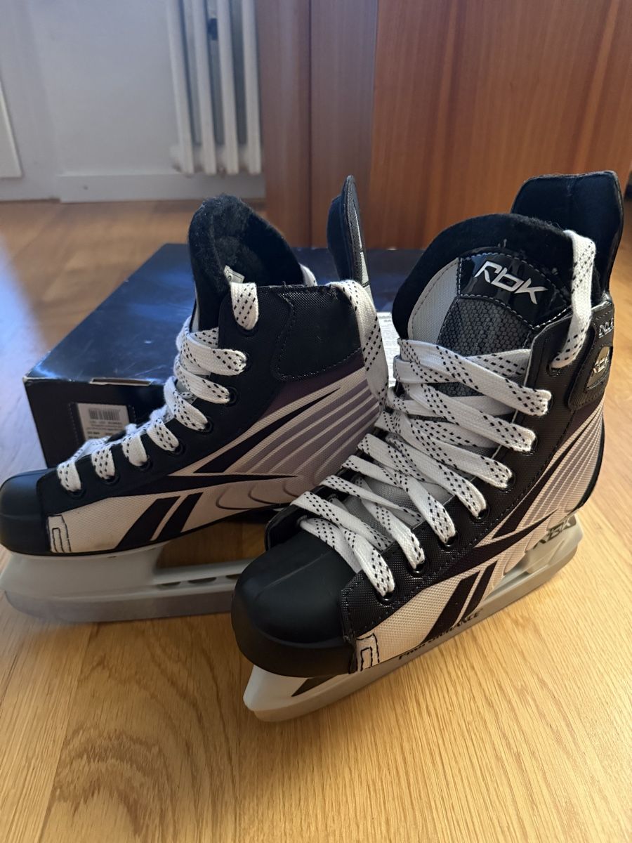 Reebok Schlittschuhe: New Ice Skates Rebook Endure size 38 – Neu (gemäss Beschreibung) aus Horgen von Salomee02