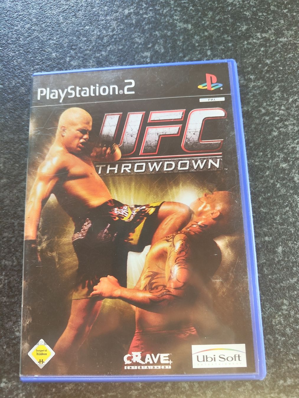 Sony Jeux: UFC Throwdown – D'occasion à Attiswil par JP1291