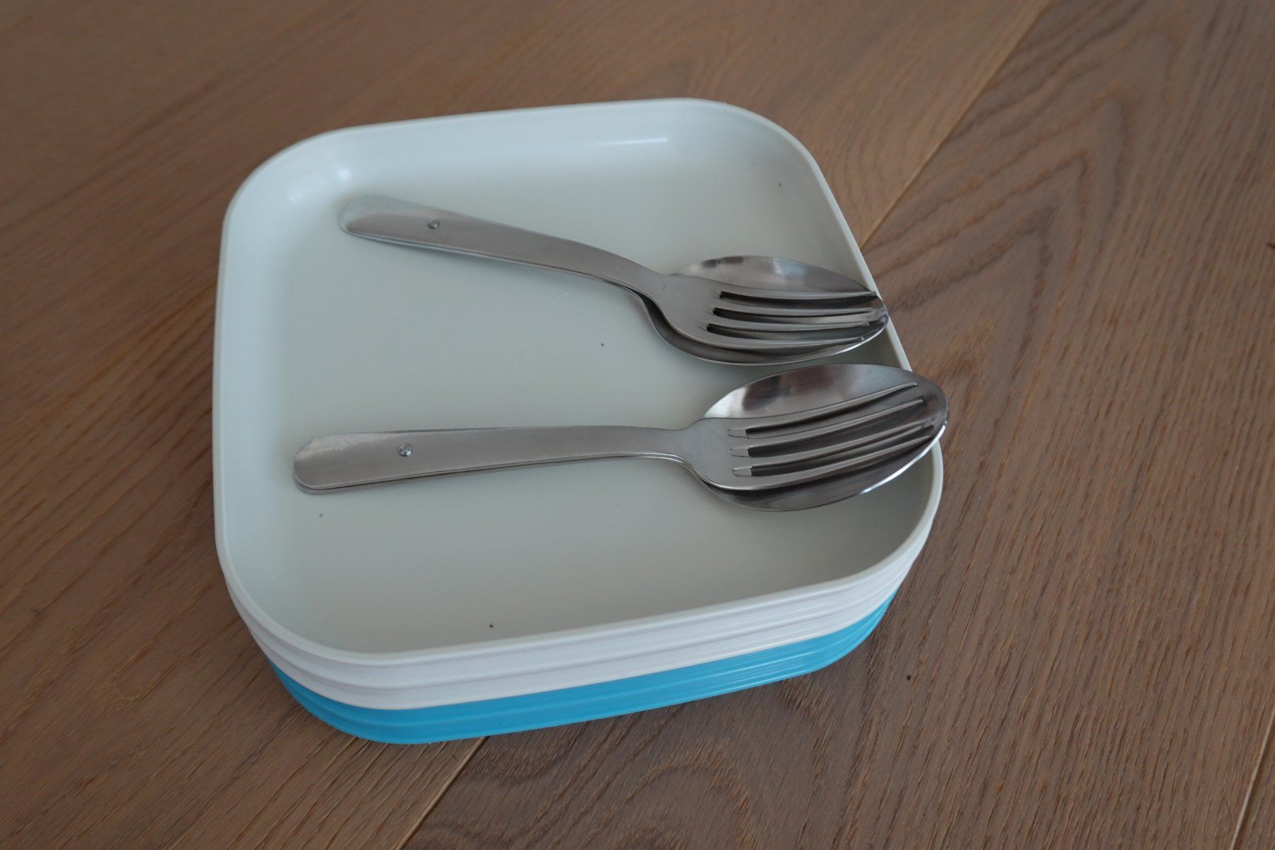Tupperware Assiettes: Picknick Teller 4er Set – D'occasion à Einsiedeln par Steipilzli 1