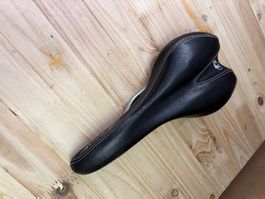 Velo Sattel Oxygen schmall