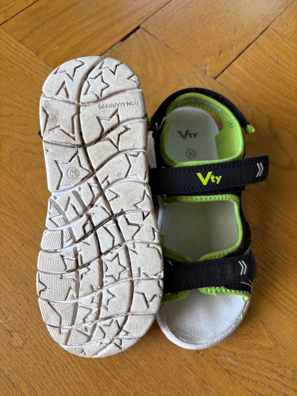 Scarpe per ragazzi: Sandalen 30 – Usato da Luzern venduto da Uaui 1