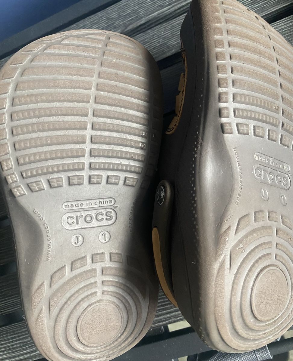 Crocs Scarpe per ragazzi: Crocs gr 34 – Usato da Le Noirmont venduto da Chreeba 1