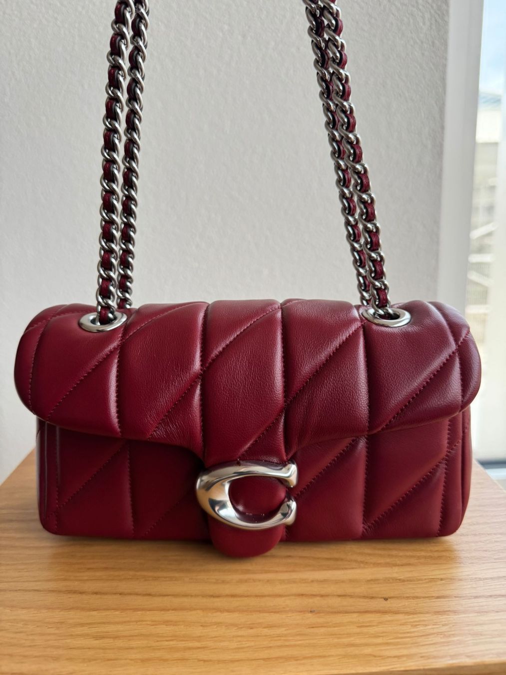 Coach Taschen für Damen: COACH red quilted tabby shoulder bag with silver hardware – Neu (gemäss Beschreibung) aus Zürich von sel_w5sd 2