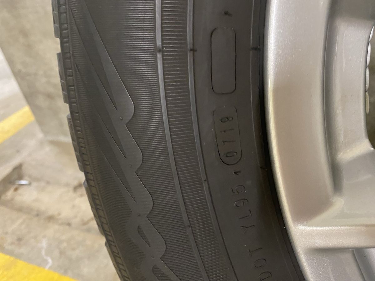 BMW Felgen: BMW X5 (G05) X6 (G06) Felgen Styling 618 V-Speiche – Gebraucht aus Oberembrach von theZaz 5