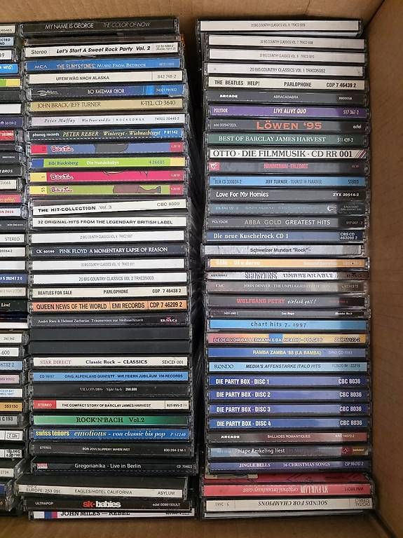 CD: CD Sammlung - Eine Bananenkiste ca 116 CD's – Usato da Rutschwil venduto da cla_9fgl 1