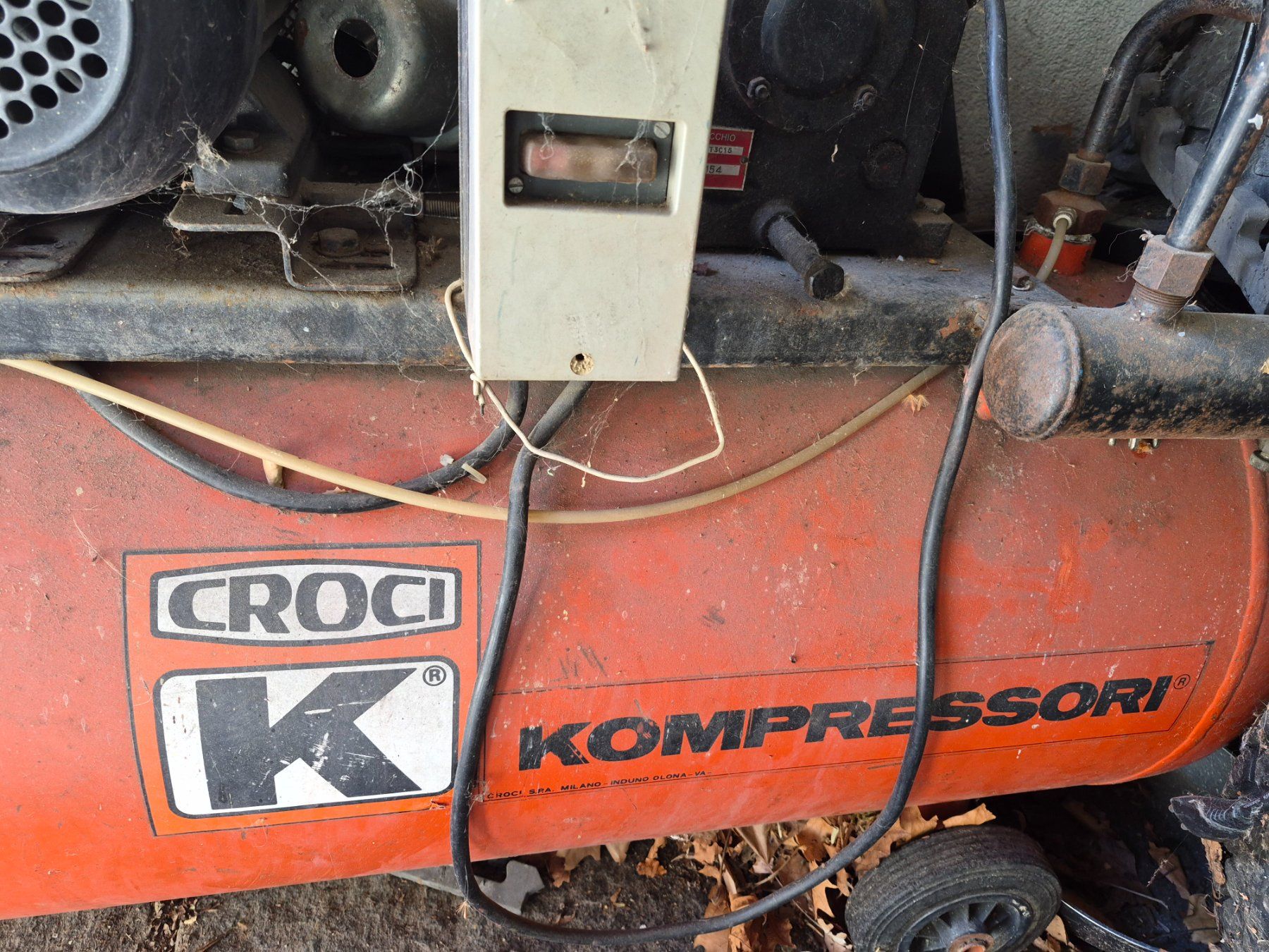 Kompressoren: Compresso re grande bicilindrico – Defekt aus Riva San Vitale von Marneta 2