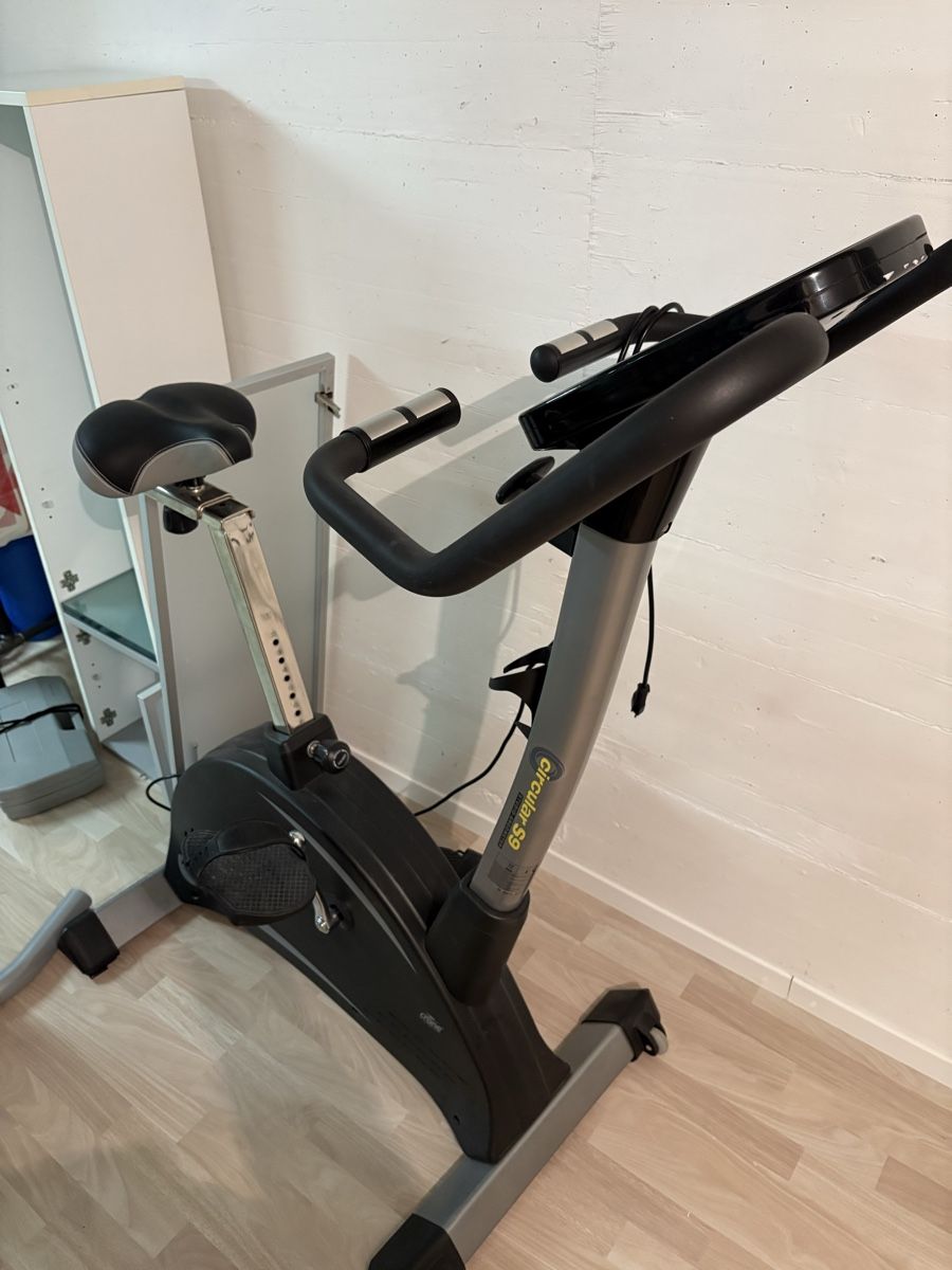 Hometrainer: Hometrainer Crane Circular S9 Ergometer – Gebraucht aus Untersiggenthal von skalprausch