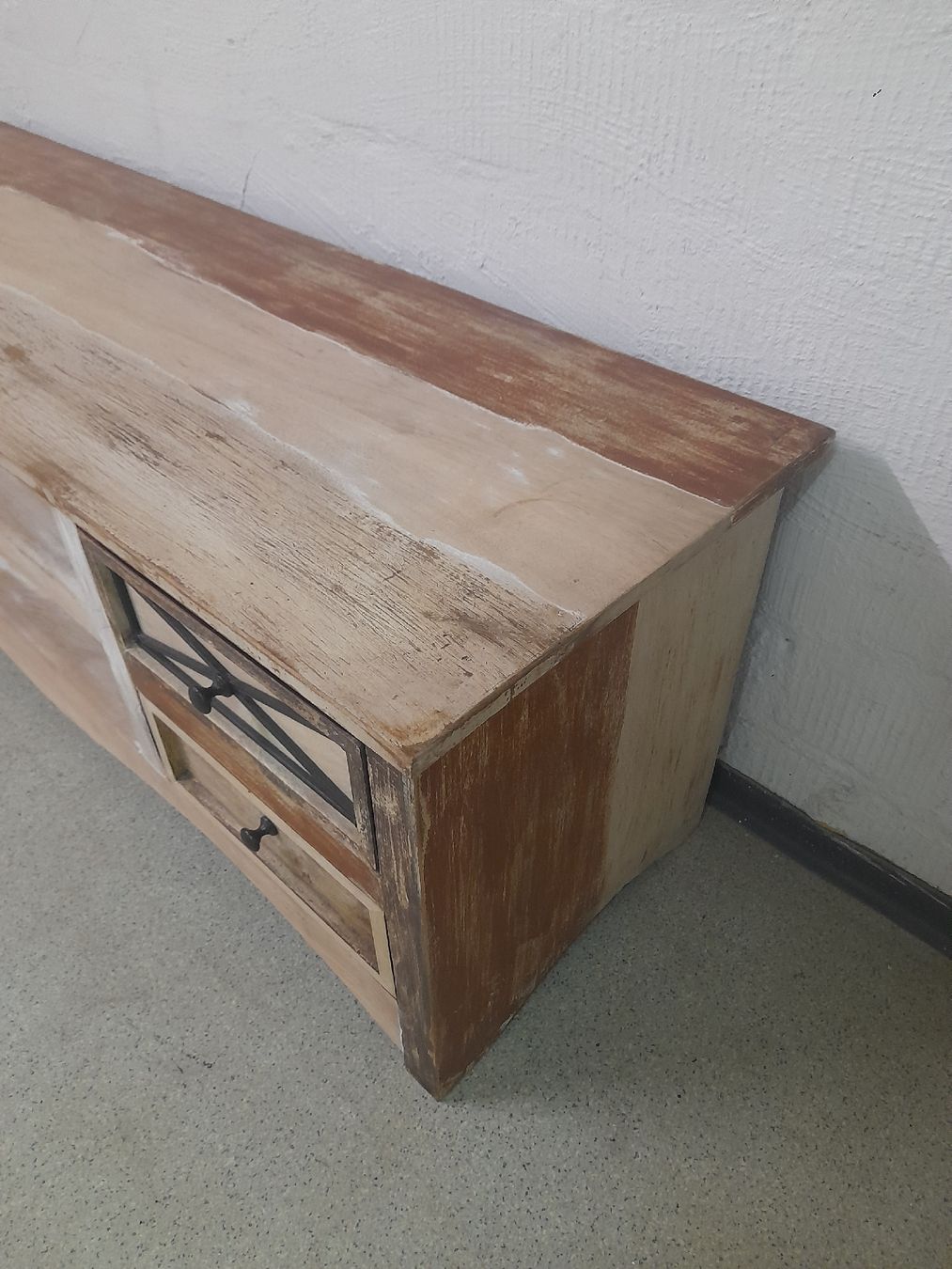 Mobili TV: Tv Board nature(massiv holz) – Usato da Glattbrugg venduto da B_B 4