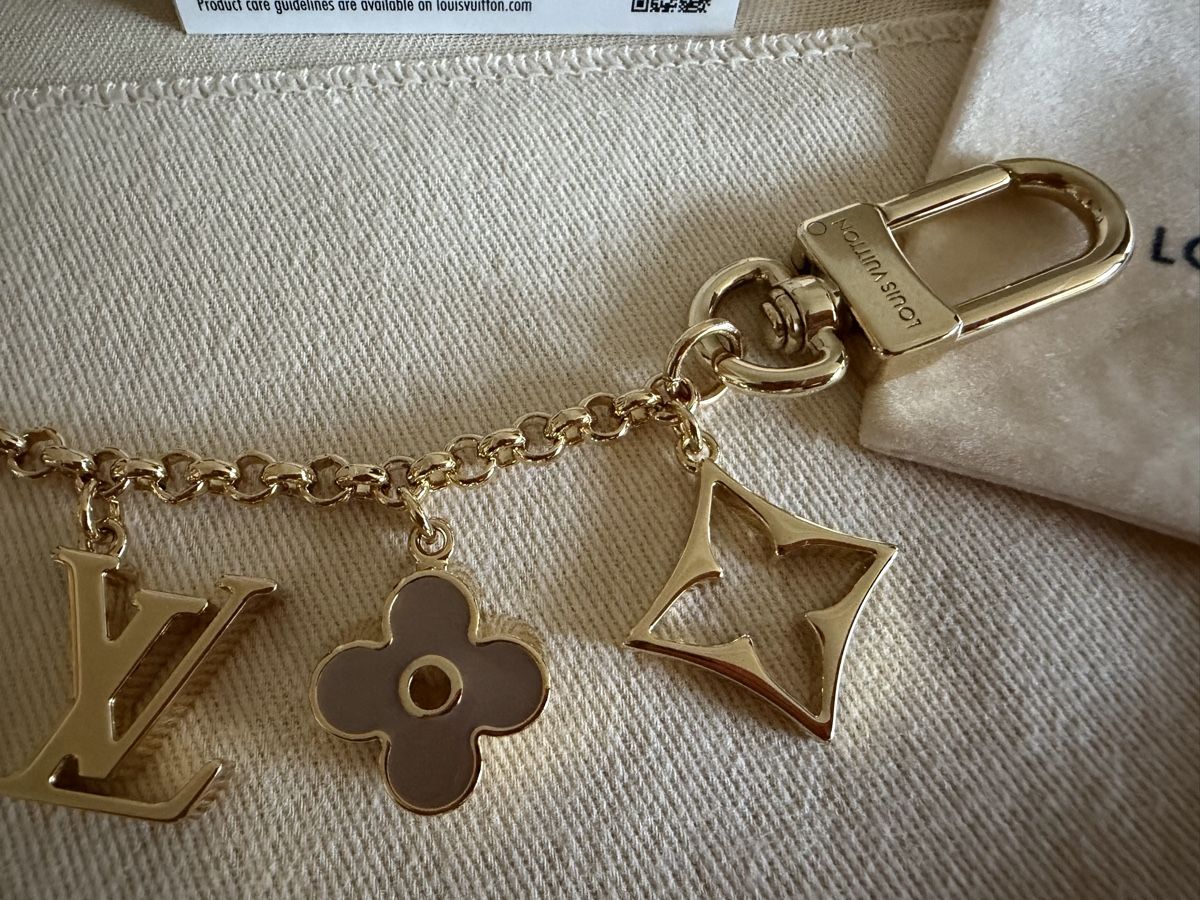 Louis Vuitton Portachiavi: Neu Louis Vuitton Taschenschmuck – Nuovo e nell'imballaggio originale da Gerlafingen venduto da Uragano 3