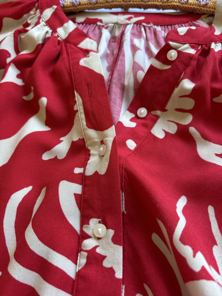 Blusen: Bluse neuwertig Gr. M – Gebraucht aus Stachen von miggi2000 2