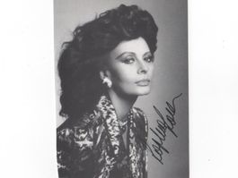 Autogrammkarte von Schauspielerin Sophia Loren ITA