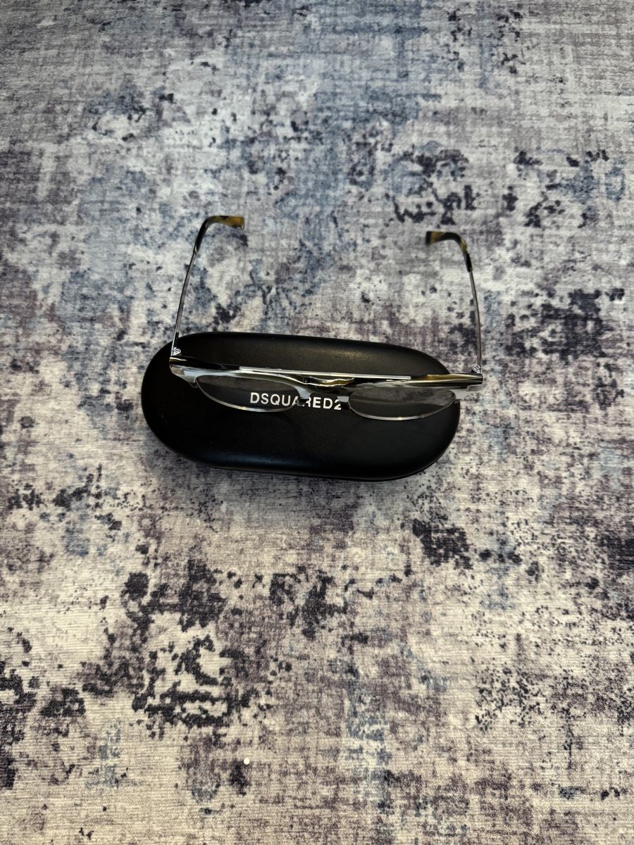Dsquared2 Brillen & Gläser: Dsquared – Neu und originalverpackt aus Küssnacht am Rigi von pet_h97d 1