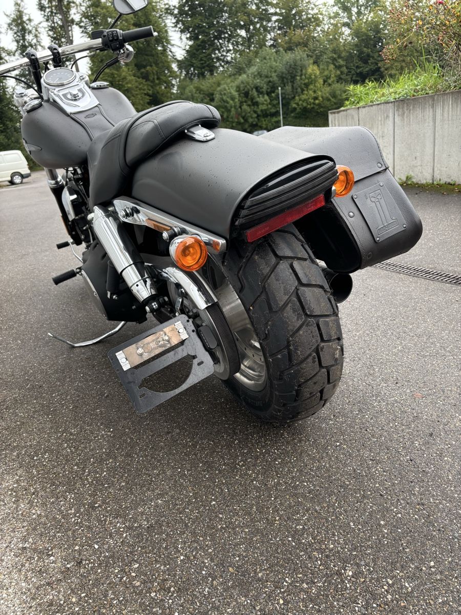 Harley-Davidson Chopper: Harley-Davidson FXDB – Usato da Muri b. Bern venduto da UrbanMotors 3