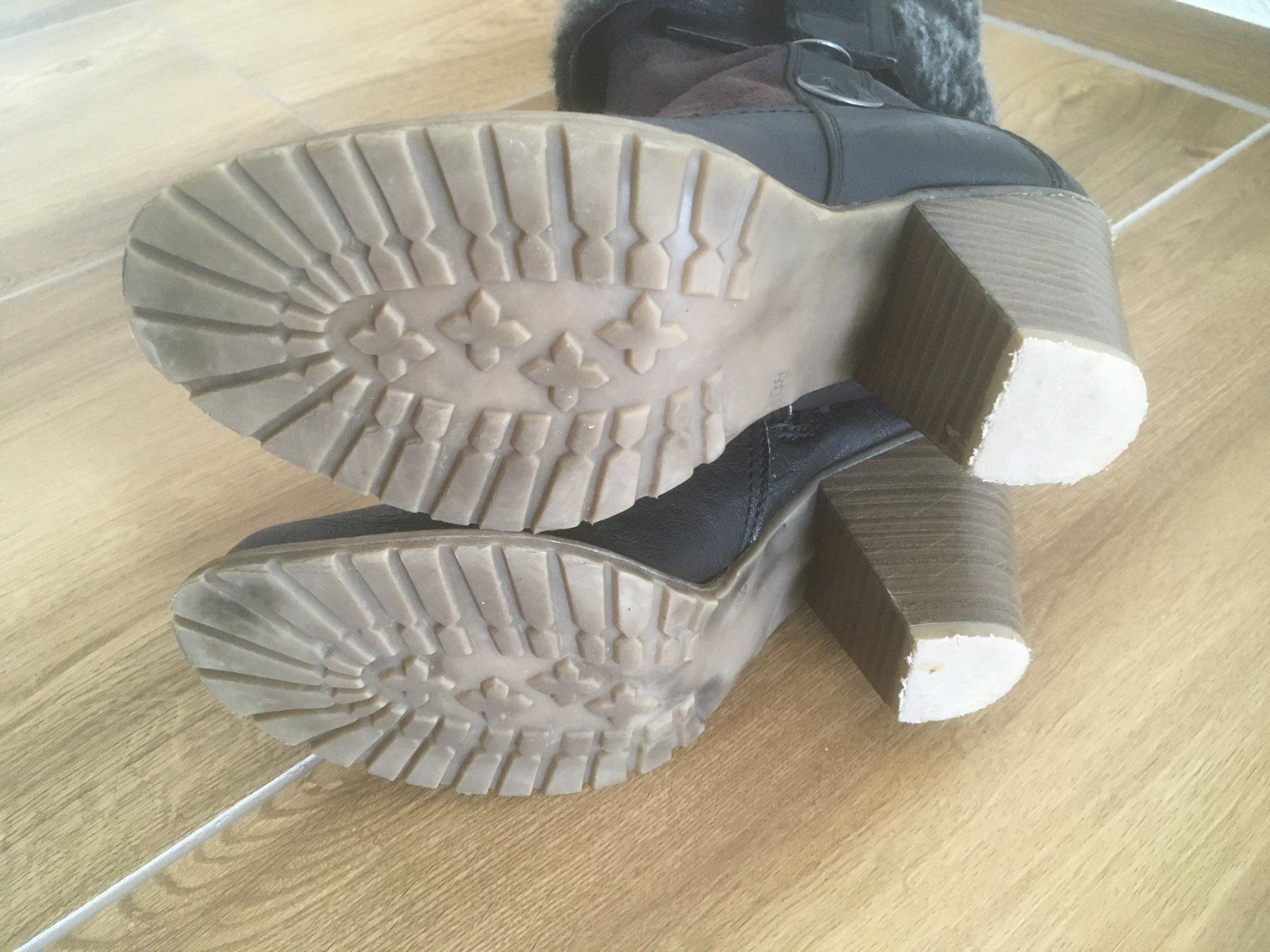 Tamaris Scarpe da donna: Stiefel, Damenstiefel Tamaris Gr. 38 – Usato da Büsingen venduto da aue_2mh6 4