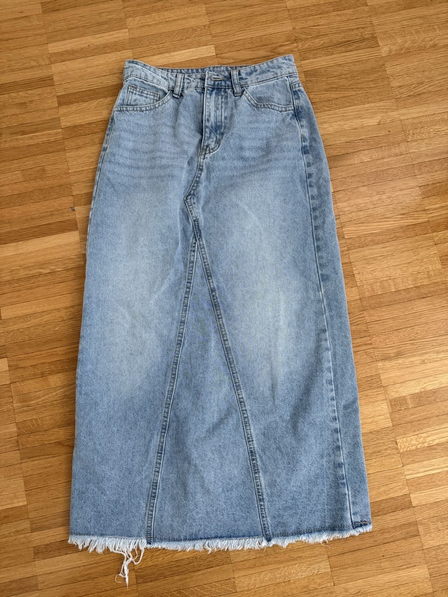Gonne: Jupe en jeans  – Usato da Monthey venduto da sen_6ckr