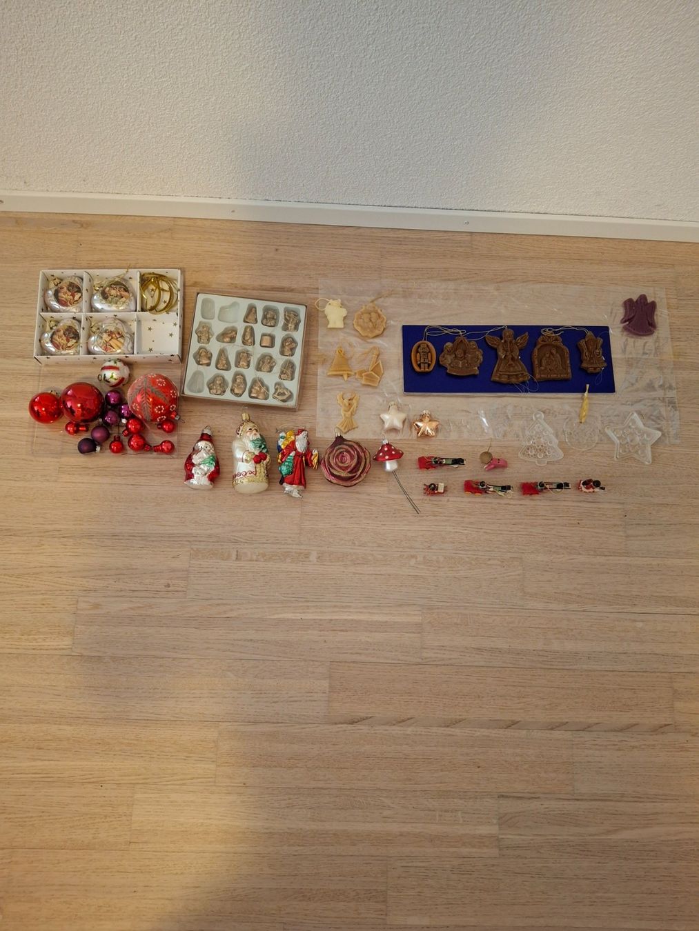 Tutte le decorazioni: Grosses Lot Christbaumschmuck – Usato da Dietikon venduto da Hwengi
