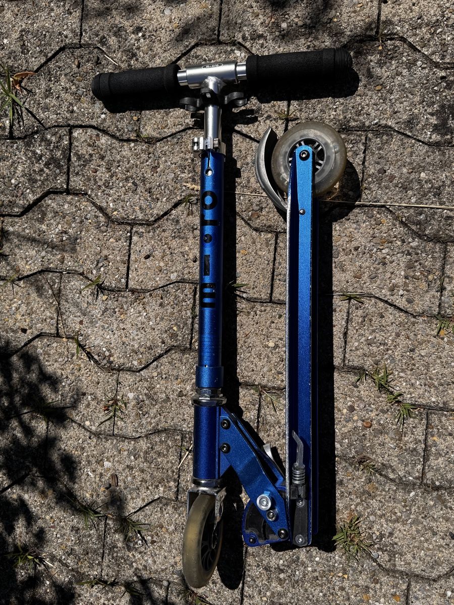 Micro Kickboard: Kinder Micro Sprite Scooter blau – Usato da Rüti ZH venduto da bashki 2