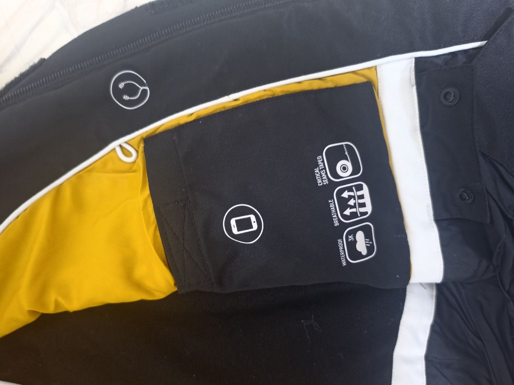 Skis: skijacke junge – D'occasion à Zürich par ege_2ghf 2