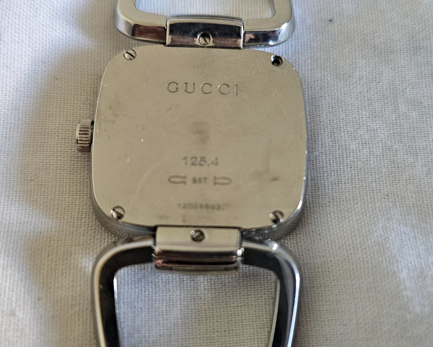 Gucci Montres: Gucci 125.4 ab 1.- !! – Défectueux à Etoy par angi020 5