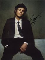Original Autogramm von ADAM BRODY auf Großfoto