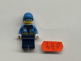 1 Stück LEGO City Figur - Winter Outfit