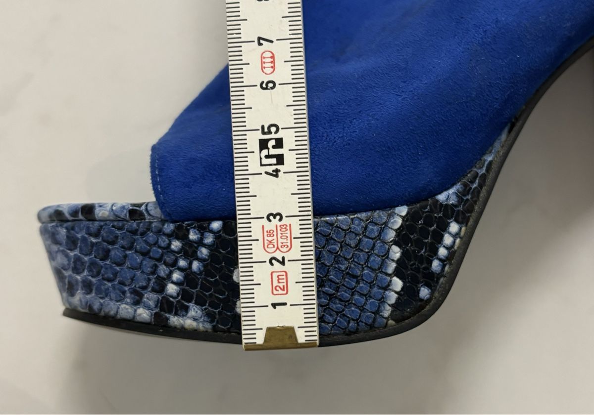 Scarpe da donna: Damen Schuhe, Gr. 37 – Usato da Zollikerberg venduto da Jvac2 4