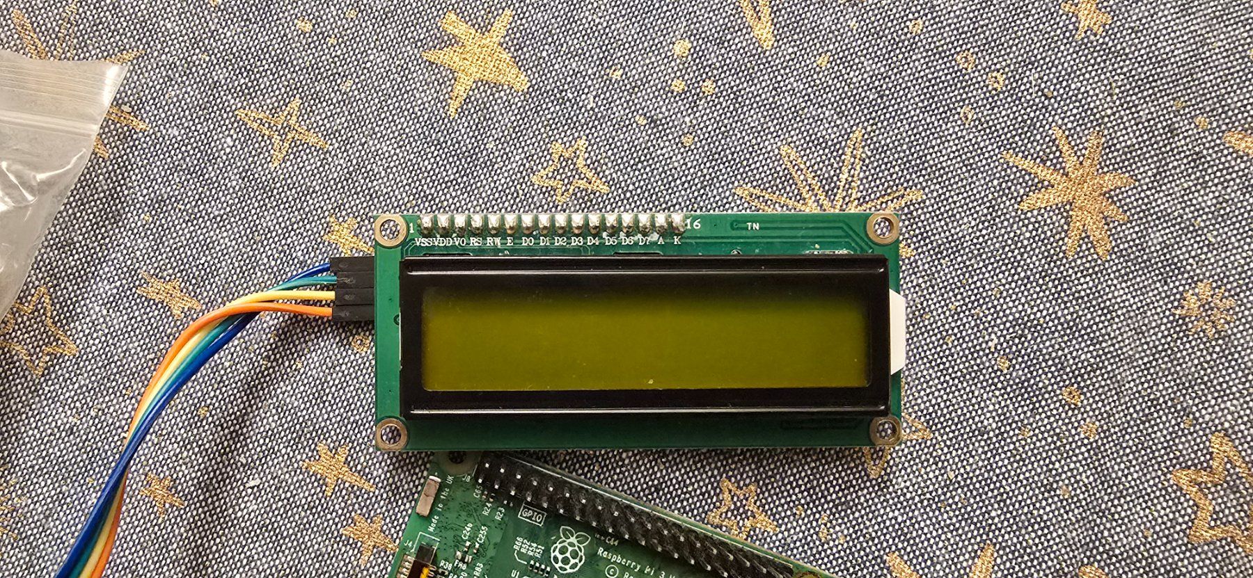 Raspberry Pi PC: 2× Raspberry Pi 3 Model B V1.2 + LCD + Acryl-Gehäsern – Usato da Zürich venduto da yas_7vdk 4