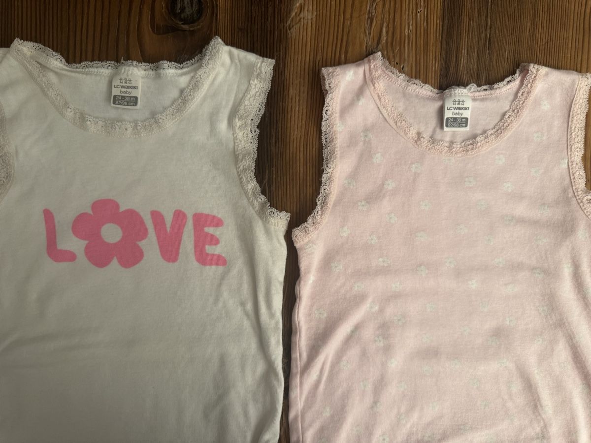 Unterwäsche: 2er Set Baby Sommer Bodys Gr. 92/98 – Gebraucht aus Rüschlikon von ebi10 1