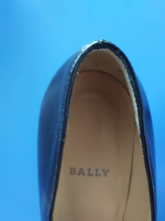 Scarpe da donna: Schwarze Glattleder Pumps von Bally – Usato da Luzern venduto da was_d7mx 2