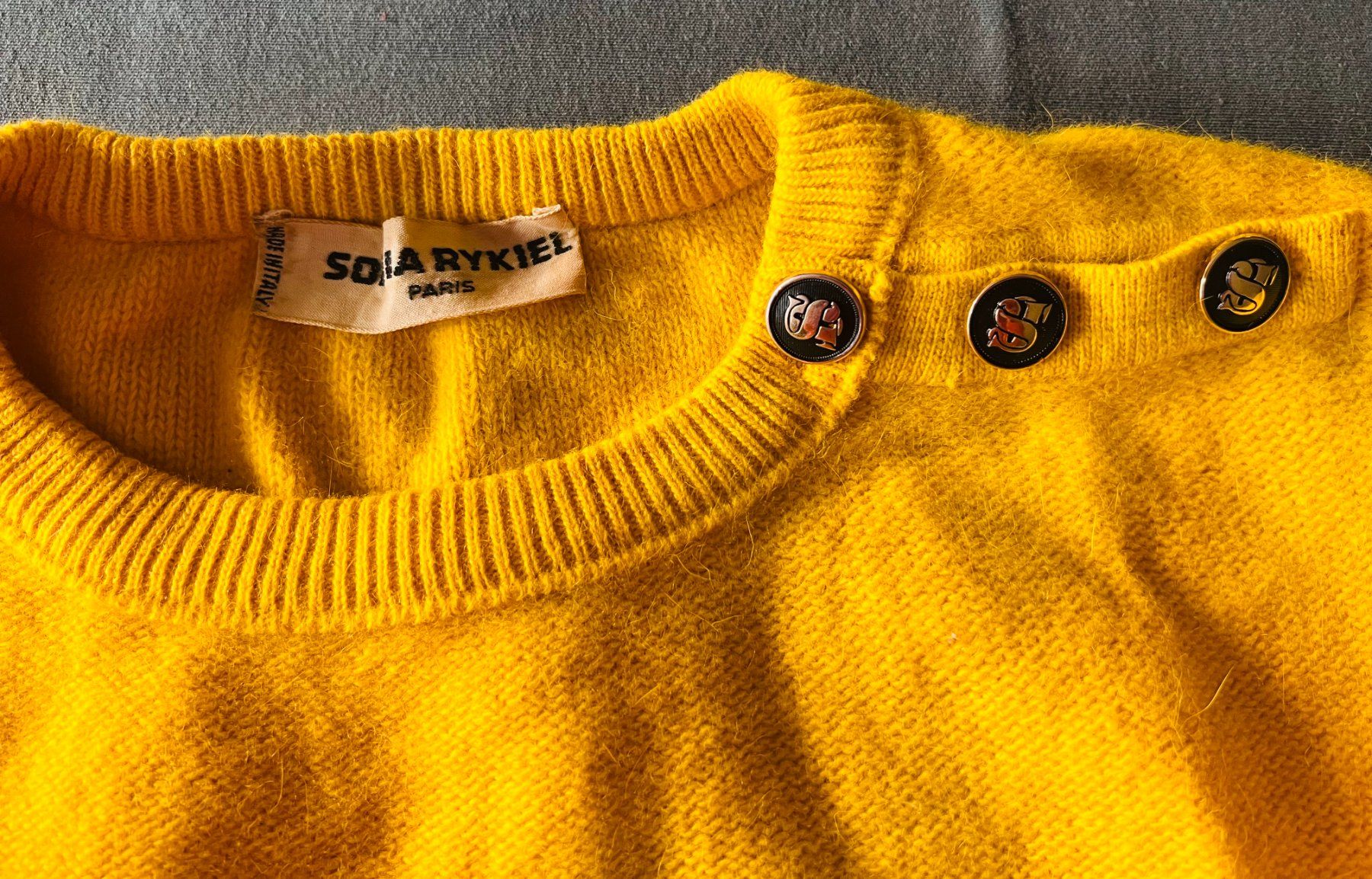 Sonia Rykiel Pullover & Sweatshirts: Sonia Rykiel pullover S/M – Gebraucht aus Eysins von oli_fc6r 1