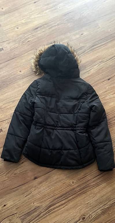 Giacche: Winterjacke Gr. S – Usato da Balsthal venduto da Helvetai 1