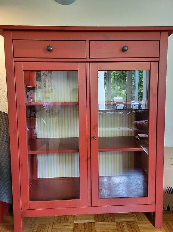 Ikea Vetrine: Hemnes Ikea Vitrineschrank – Usato da Adliswil venduto da Swiss_Coolio