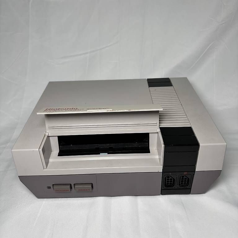 Nintendo Konsolen: Nintendo Nes Originale | Gioco + Accessori | Funzionante – Gebraucht aus Gordola von kar_gy5g 2