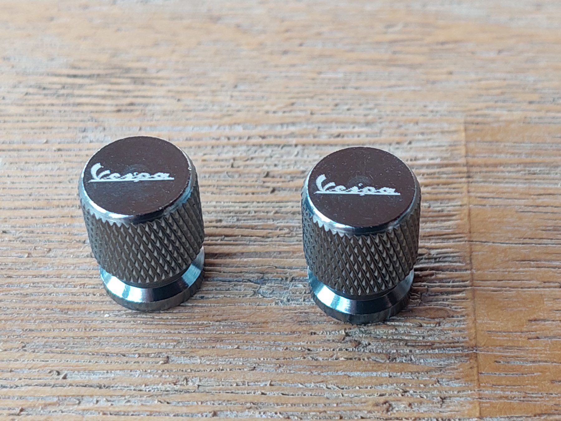 Vespa Tutti i ricambio per moto: Ventildeckeli Ventilkappen Vespa – Usato da Zürich venduto da makimakimak