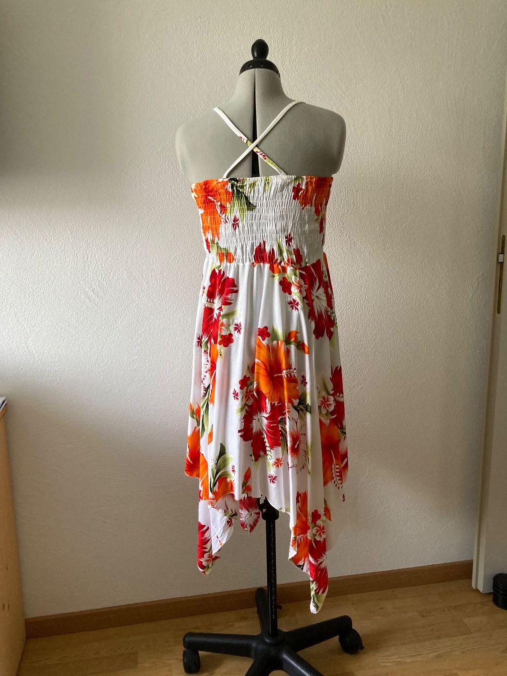 Kleider: Sommerkleid Gr. M – Gebraucht aus Samedan von chickenrun01 2