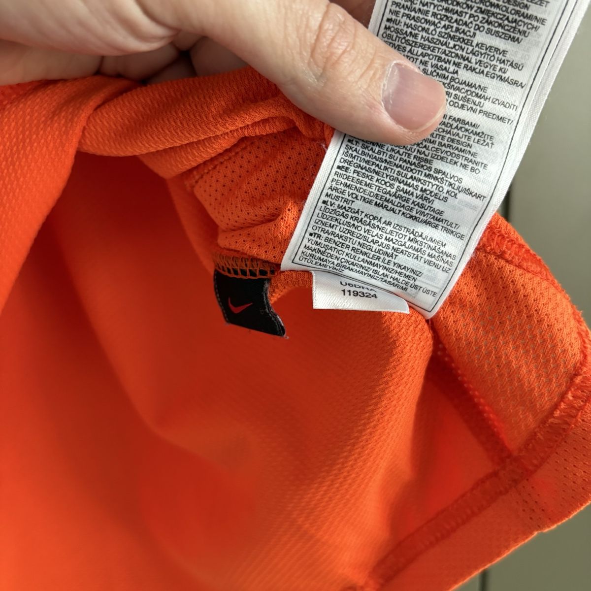 Nike Canottiere & Pantaloni: Niederlande Trikot Nike – Usato da Winterthur venduto da LaBodega 3