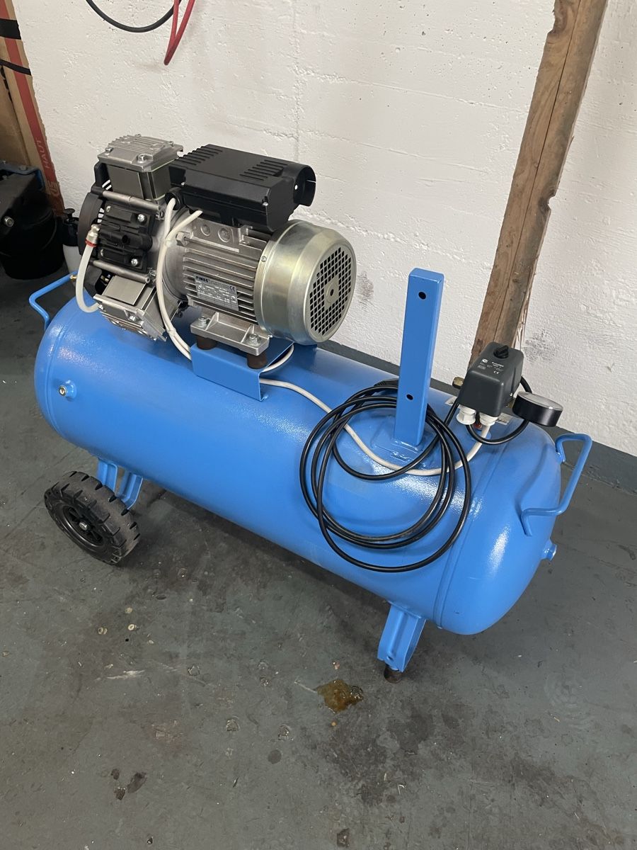 Compressori: Kompressor 90l – Usato da Sirnach venduto da MotionModular 1