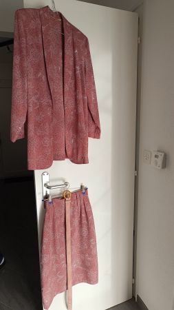 TAILLEUR, "UN JOUR AILLEURS", Taille 36, JUPE + VESTE
